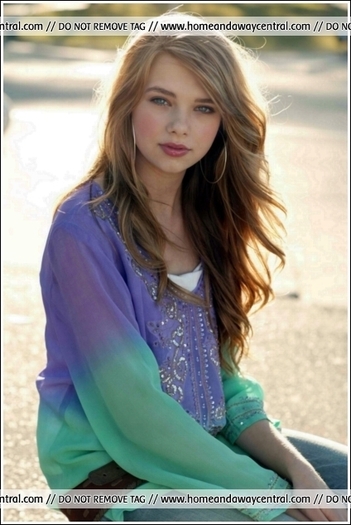 indi20281529-1 - o - Indiana Evans - o