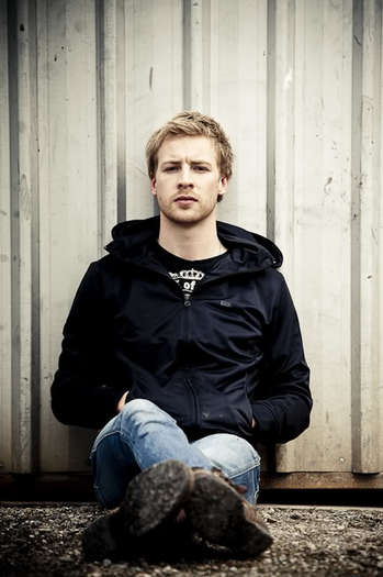 normal_006 - o - Angus McLaren - o