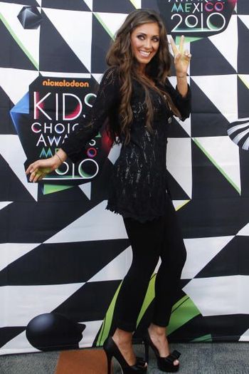 000 - 1-Anahi en Kids Choice Awards-1