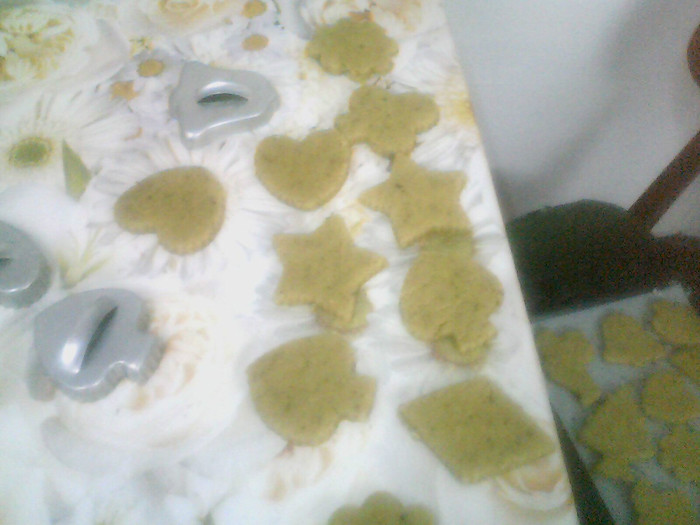 biscuiti cu nuca - DELICII CULINARE