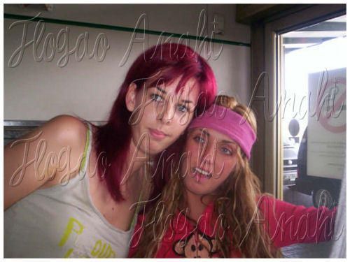 16281351_VNHCXBNMA - 1-Anahi New 2010-1