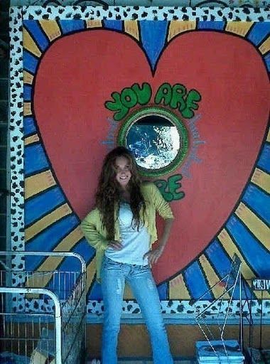 22152107157969298051100 - 1-Anahi New 2010-1