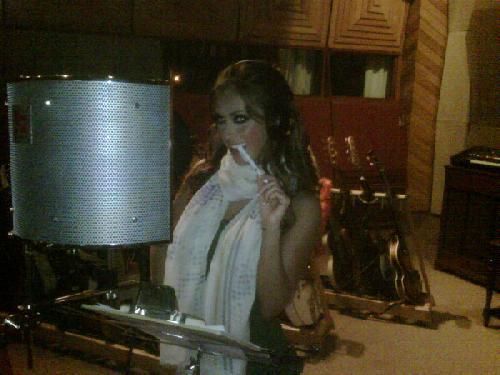 15737662_JHOVCRPGE - 1-Anahi New2010 2-1