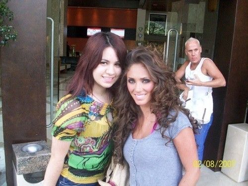 16136397_IOSFOWPTB - 1-Anahi New2010 2-1