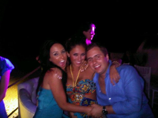 94816409 - 1-Anahi New2010 2-1