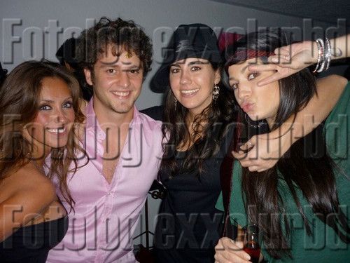 1271955309077f - 1-Anahi New2010 2-1