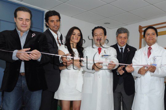 Maite - Maite- ENTREGA EQUIPO MEDICO CONTRA EL CANAR