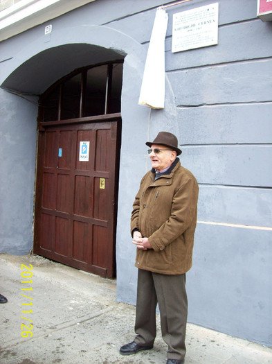 113_0712 - Dezvelire de placa comemorativa la Sighisoara in 26 noe 2011 a folcloristului Gh Cernea de catre Soc