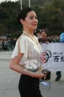 45871177_XPATAHZCI - Lee Young Ae