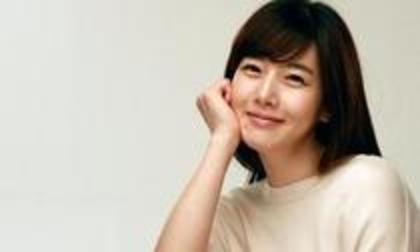 37689387_WTUEITVCJ - Kim Hye Jin