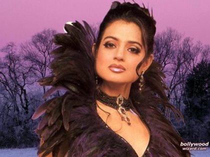 amisha_patel_058_1024x768_jxpt - Amisha Patel