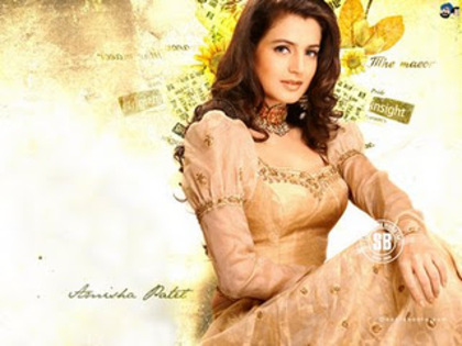 amisha-patel-hairstyle-pictures-17