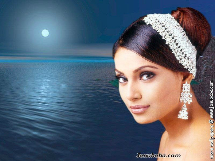 wp_20044803910P66F8M - Bipasha Basu