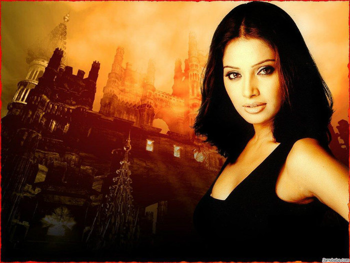 wp_Janubaba_bipashabasubyarslan_20055300912IO1JPS