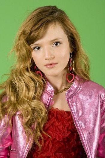 Bella_Thorne_1259504564_3