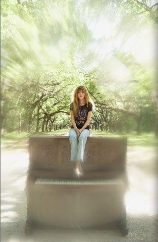 Bella_Thorne_1259504639_2