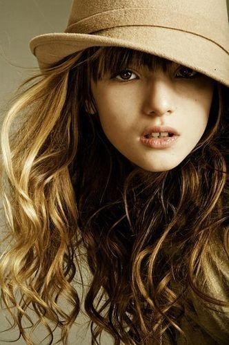 Bella_Thorne_1259504724_3