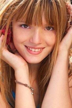 Bella_Thorne_1259504913_0