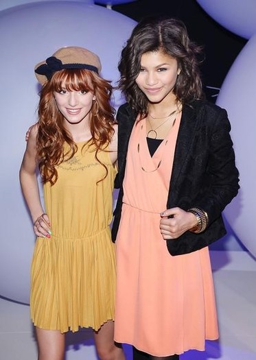 Zendaya_Coleman_1300782795_3