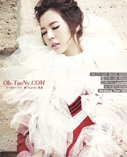 SNSD-WKorea-July-Issue-Scans-girls-generation-snsd-23081320-519-640 - Sunny