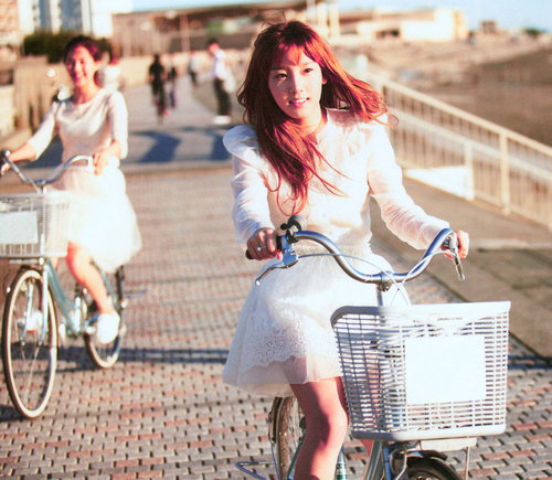 bike_riding_by_iheartwooyoungie-d35fybk_large