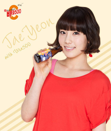 SNSD-Taeyeon-Vita500-summer-girls-generation-snsd-23131670-480-565