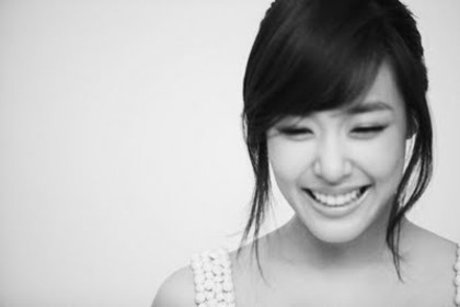 197076_205576769469810_184695968224557_705499_2824968_n - Tiffany