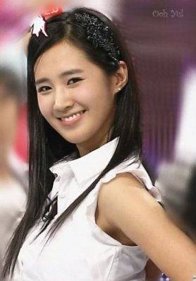 26236_350601396629_346238996629_4235947_2627079_n - Yuri