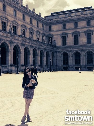 Tiffany-in-Paris-girls-generation-snsd-22986074-480-640