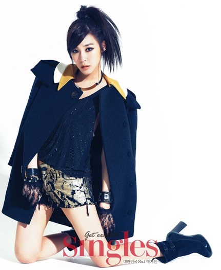 Tiifany-For-Singles-girls-generation-snsd-24750771-550-669