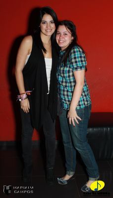 normal_Maite_Perroni_BR_Tour_Meet_Santos_2010_026_-_original