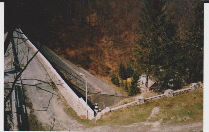 lacul lesu digul 002