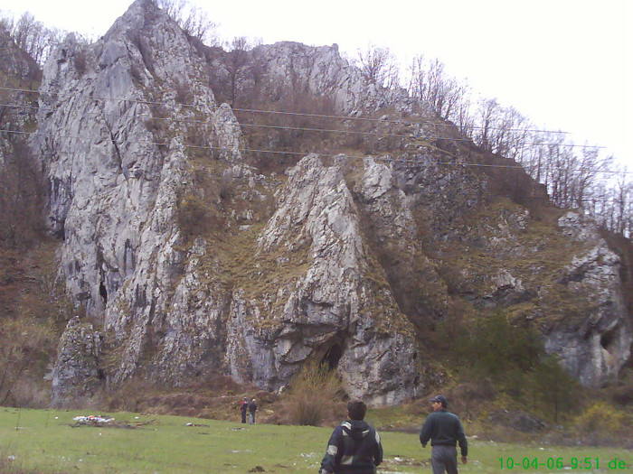 lacul lesu pe drum spre lac 015