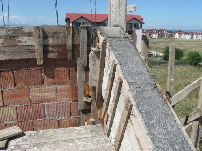 dupa turnare centuri mansarda 086