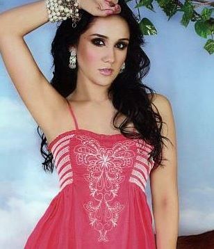 009nj - 1-Dulce Maria 2-1