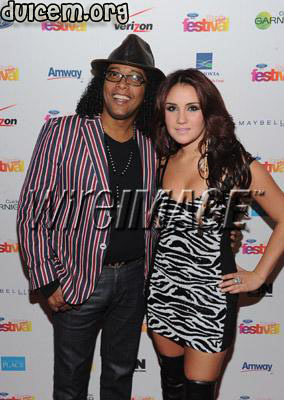 041~22[1] - 1-Dulce Maria 2-1