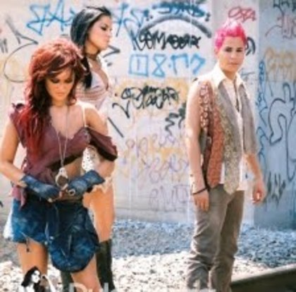 normal_c046 - 1-Dulce Maria 2-1