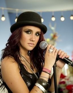 normal_CL005 - 1-Dulce Maria 2-1