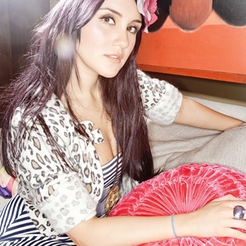 prada_(8)[1] - 1-Dulce Maria 2-1