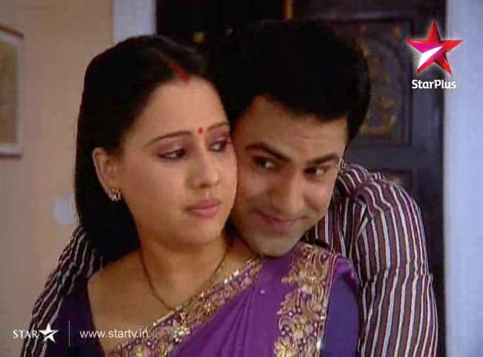 33749_163813350300222_114595291888695_550974_7430610_n - xxAther Habib si Pooja Joshixx