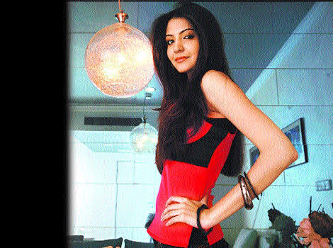 13z6a76 - ANUSHKA SHARMA