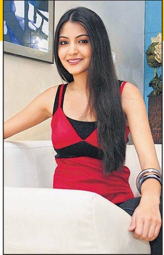 Anushka+Sharma+(2) - ANUSHKA SHARMA