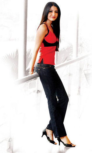 EpaperImages-30092011-21M08TK4001-large - ANUSHKA SHARMA