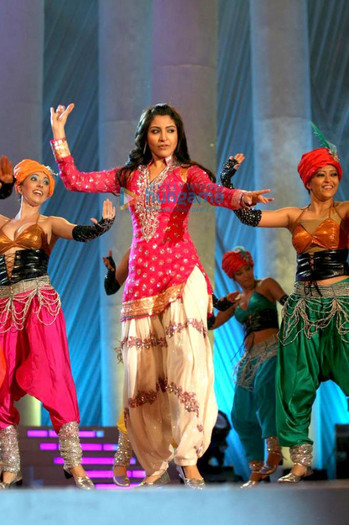 still18 - ANUSHKA SHARMA