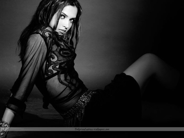 Deepika--Padukone-250