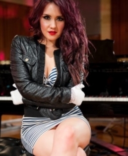 normal_ISFC012 - 1-Dulce Maria 4-1