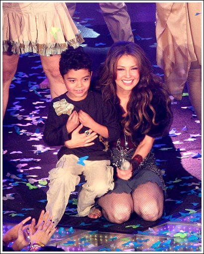 Thalia - Thalia-Teleton Mexico 2011