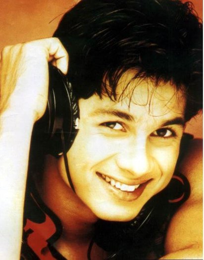 OoLoveYouSashaOo. (13) - Shahid Kapoor