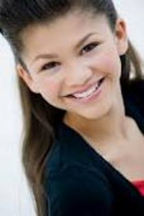 30 - Poze cu Zendaya Coleman