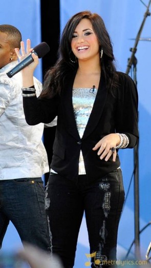 100113716 - DEMI LOVATO-JOE JONAS CONCERTE ETC